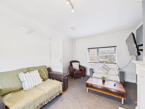 LIVING- click for photo gallery